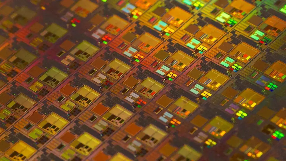 Why Color Ring Inductor Tolerance and DCR Matter for Your PCB